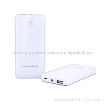 Chargers for iPod with 6,000mAh Capacity, Transparent Crystal Design, High-efficiency TorchNew